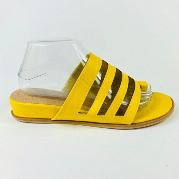 Charming Lady Yellow Sandals w/ Box - Picture 2 of 3